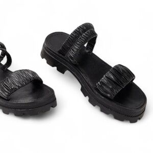 NWOB Schutz Lirah Leather Sporty Slide Sandals Size 11 Black